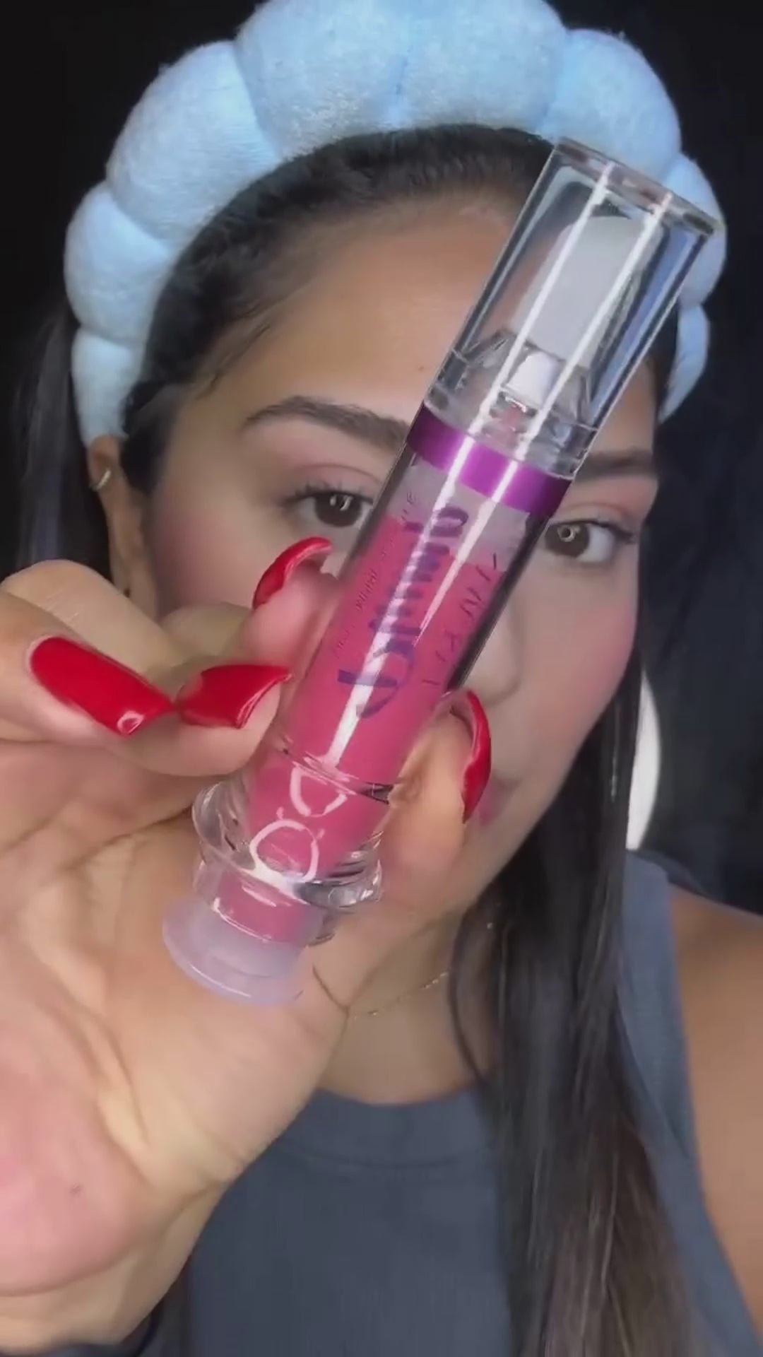 Load video: New Tube Lip Rich Lip Color Slightly Spicy Lip Honey Lip Glass Mirror Face Lip Mirror Liquid Lipstick
