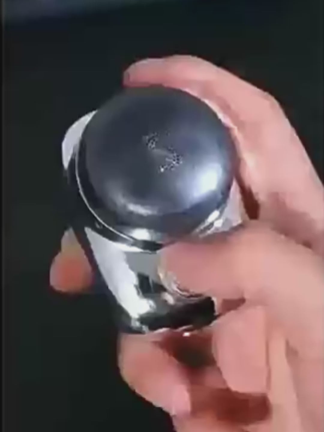 Load video: Electric Mini Travel Shaver For Men-Pocket Size Washable Electronic Razor-Mens Rechargeable Portable Cordless Shaving Face Beard